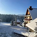 Bed and breakfast Jedla Miejsce Goscinne 3*