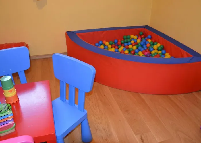 Bed and breakfast Jedla Miejsce Goscinne 3*